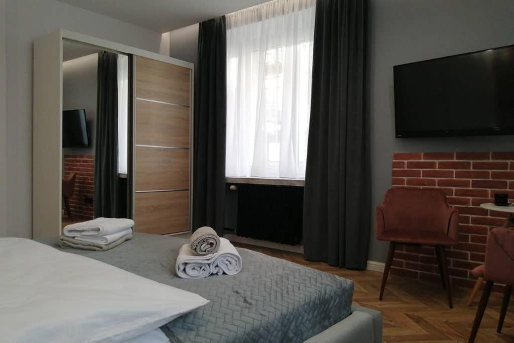 Apartament Lucy - Scisle Centrum Czestochowy تشينستوخوفا المظهر الخارجي الصورة