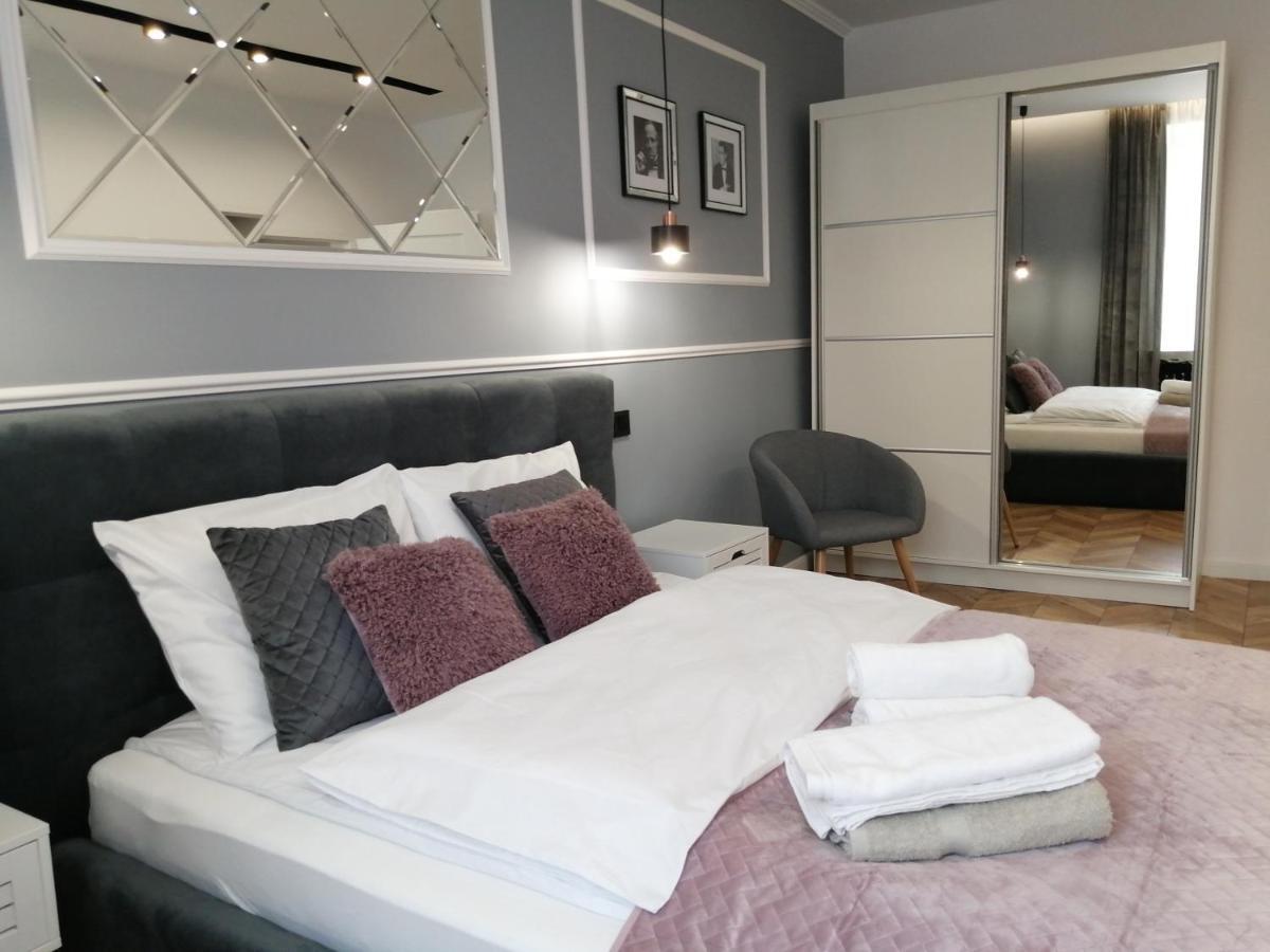 Apartament Lucy - Scisle Centrum Czestochowy تشينستوخوفا المظهر الخارجي الصورة