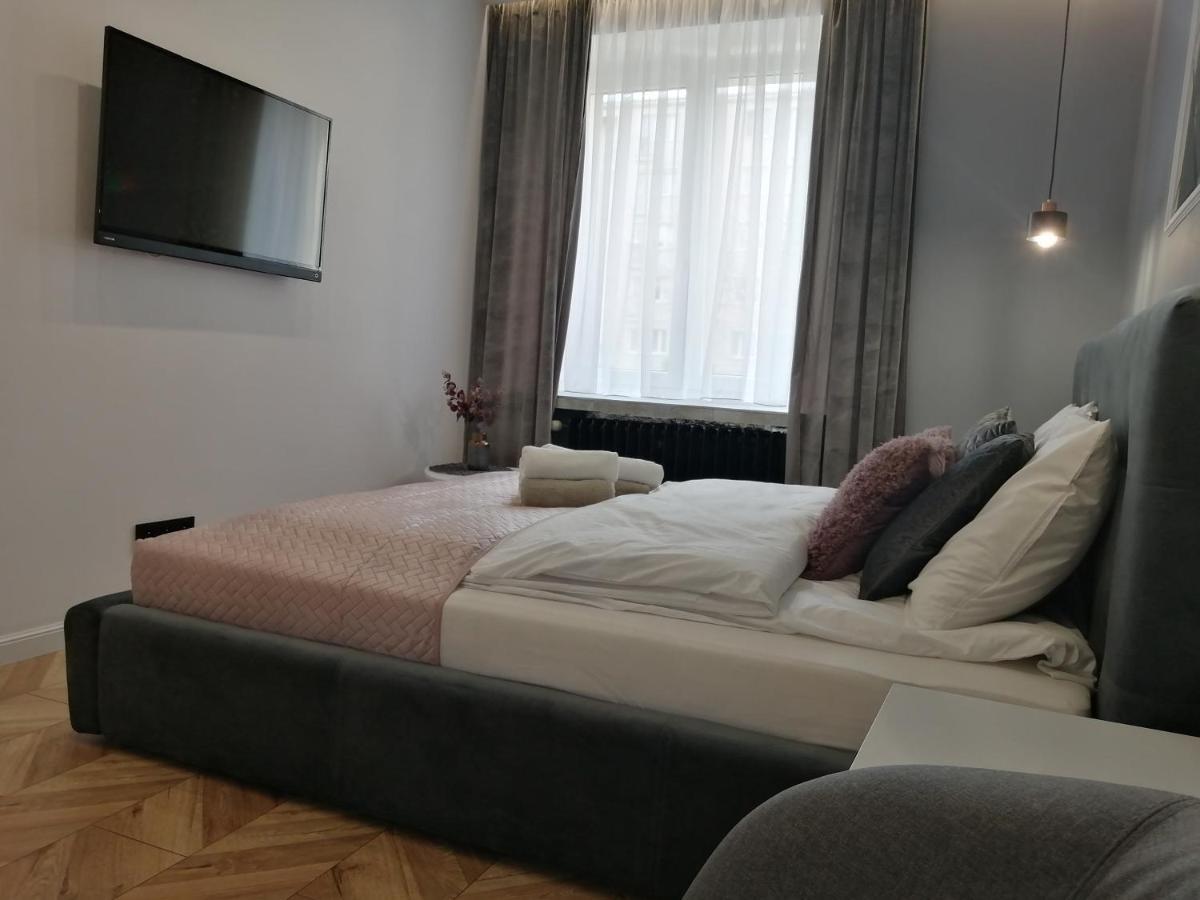 Apartament Lucy - Scisle Centrum Czestochowy تشينستوخوفا المظهر الخارجي الصورة