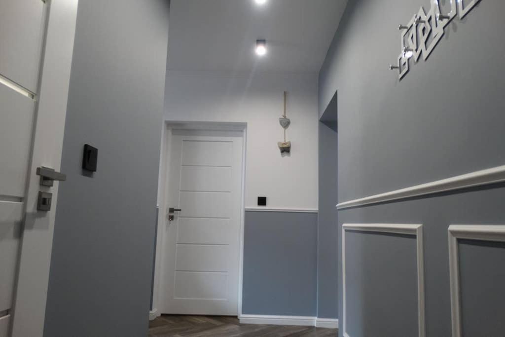 Apartament Lucy - Scisle Centrum Czestochowy تشينستوخوفا المظهر الخارجي الصورة