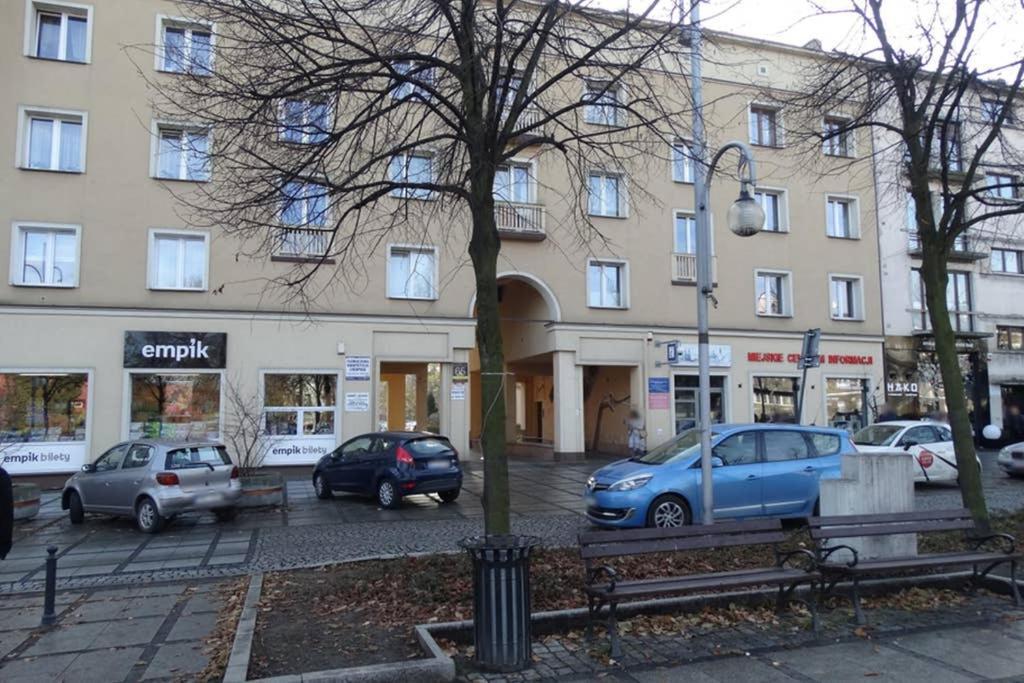 Apartament Lucy - Scisle Centrum Czestochowy تشينستوخوفا المظهر الخارجي الصورة